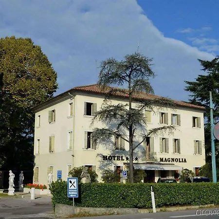 Magnolia فندق بريغانزيول