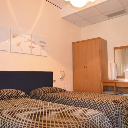 Magnolia Hotel 3*